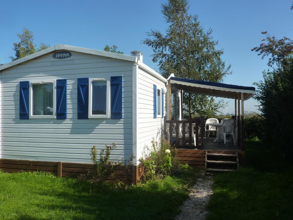 Camping Pommiers Des Trois Pays Licques Rom bilde